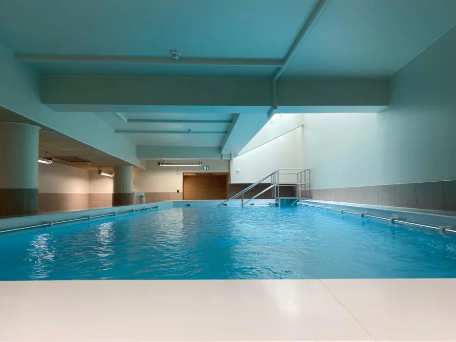 Le bassin de balnéothérapie de l'IMSS Suresnes