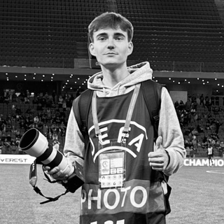 Le photographe et vidéaste derrière le média Pleine Lucarne